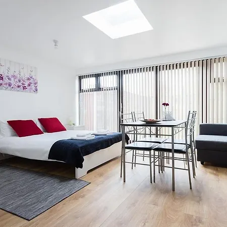 Rainbow Studios Canary Wharf